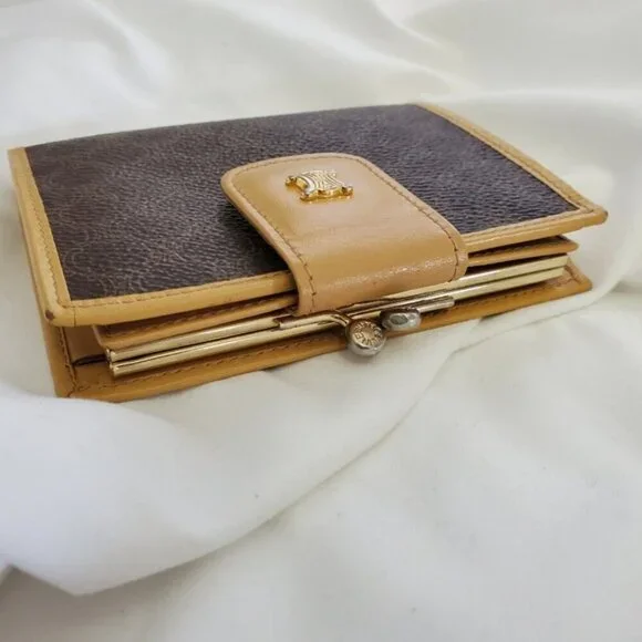 Vintage Celine Triomphe Compact Waller Cardholders - Picture 10 of 13